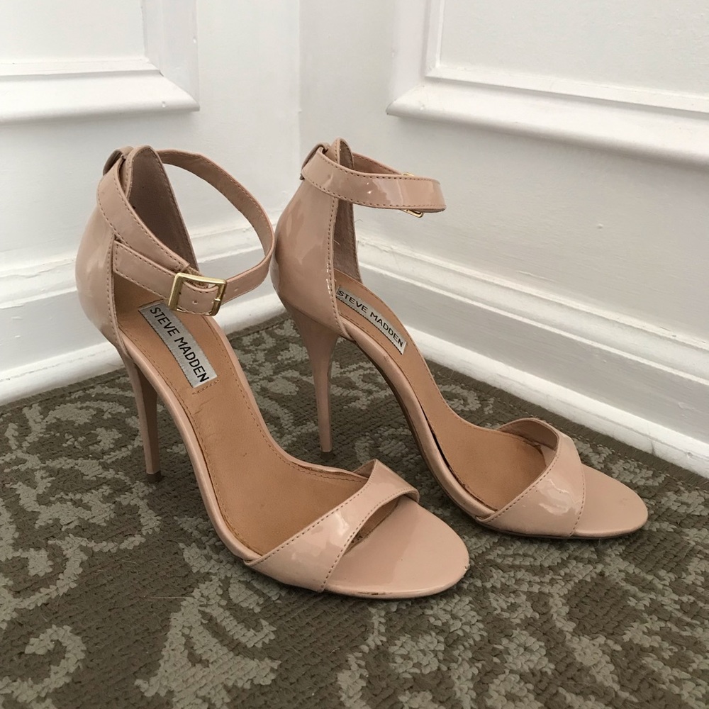 Steve Madden Bittyy patent leather nude heel
